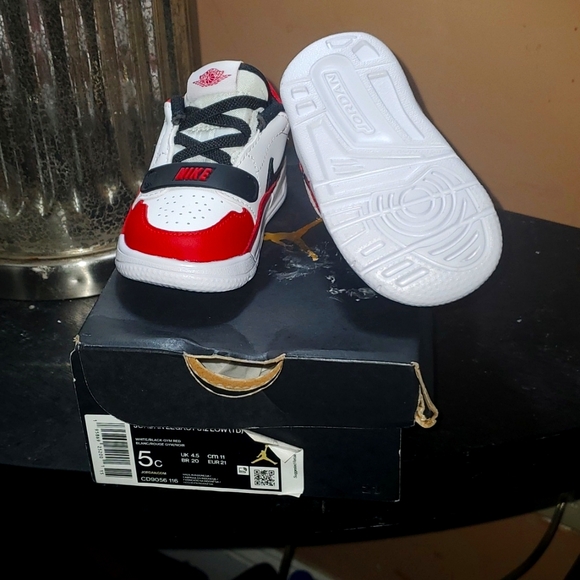 Jordan legacy 312 low - Picture 1 of 4